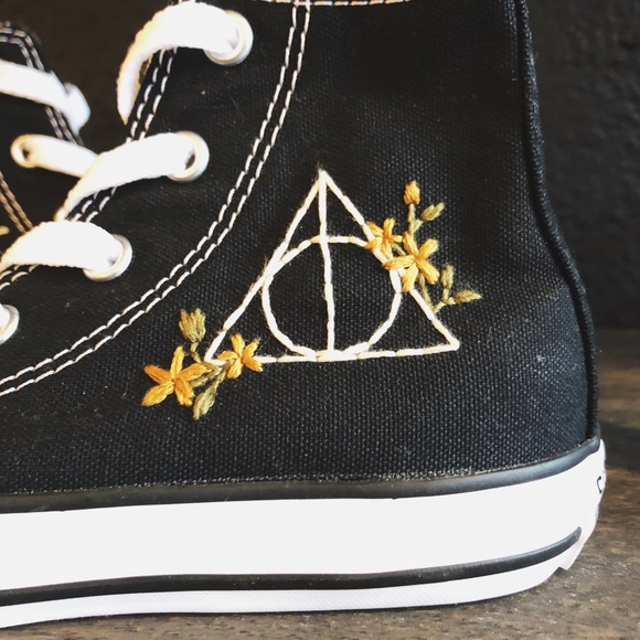 Custom Embroidered Converse - Picture 2 of 5